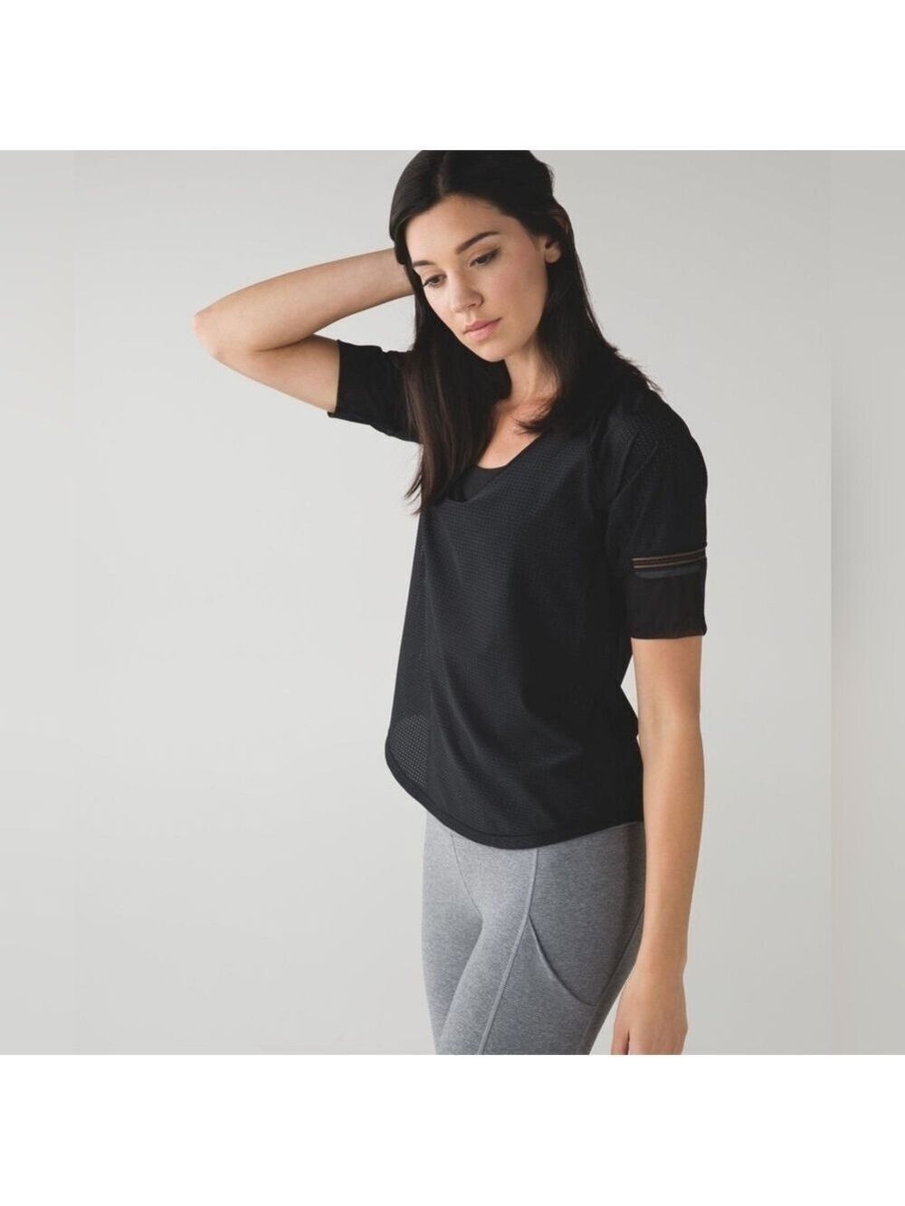 Lululemon Var-City 1/2 Sleeve Black